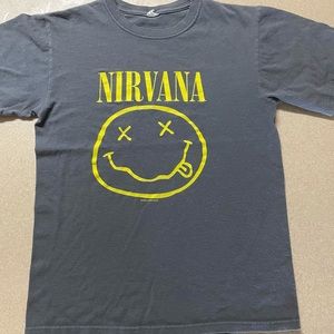 Nirvana tee